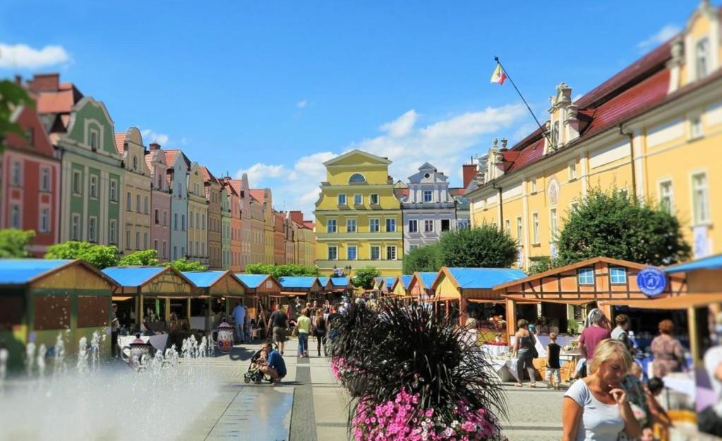 Apartament Przy Starowce - Hampton Boleslawiec  Exteriör bild